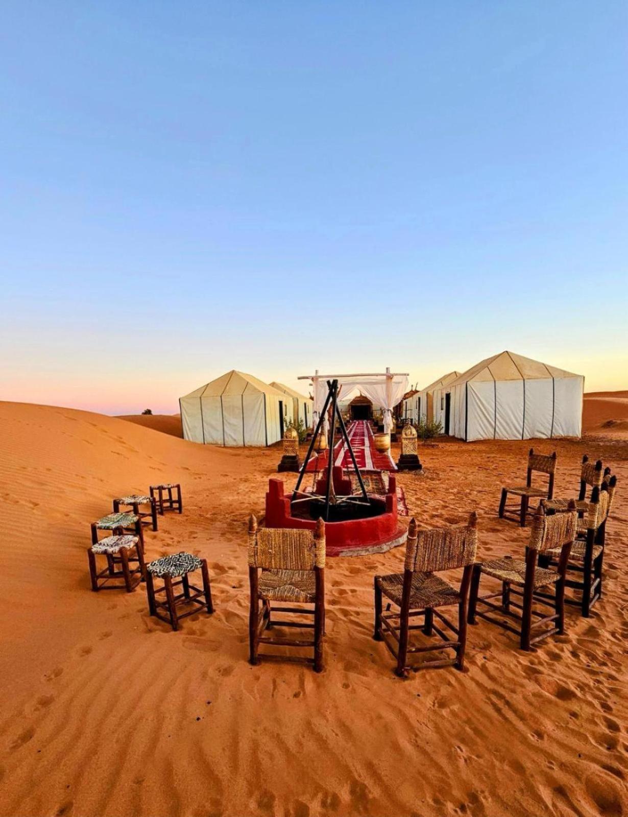 Luxury Desert Camp メルズーガ エクステリア 写真
